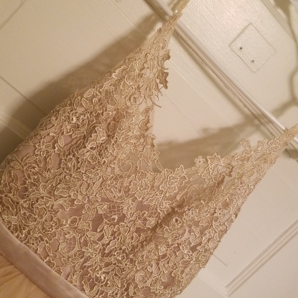 Unbranded champagne ballgown - Picture 4 of 6